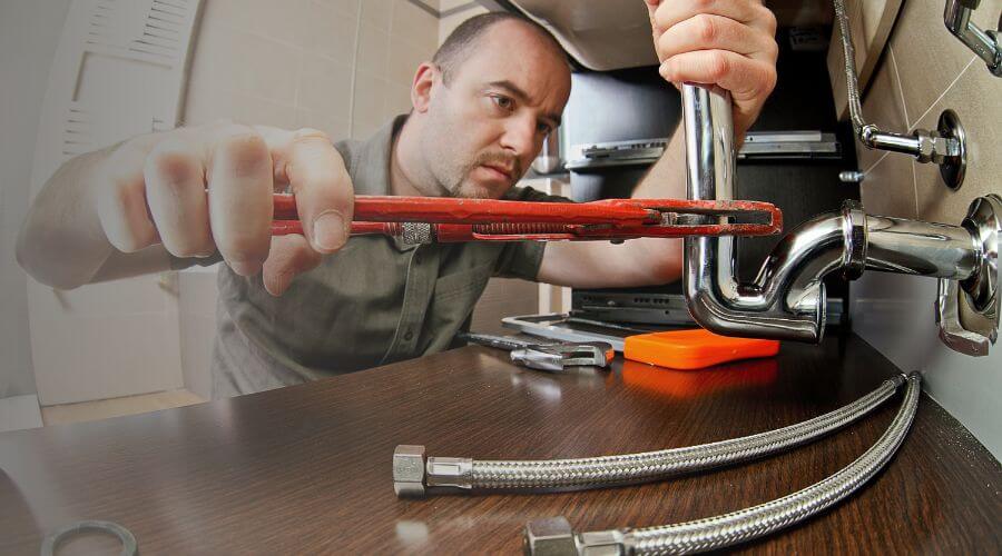 Expert burst pipe repair services in Mills, NE
